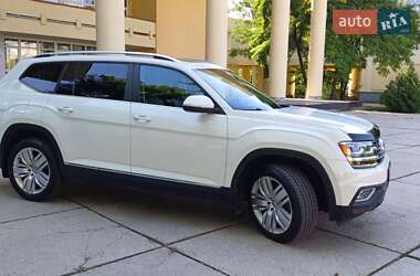 Позашляховик / Кросовер Volkswagen Atlas 2019 в Луцьку