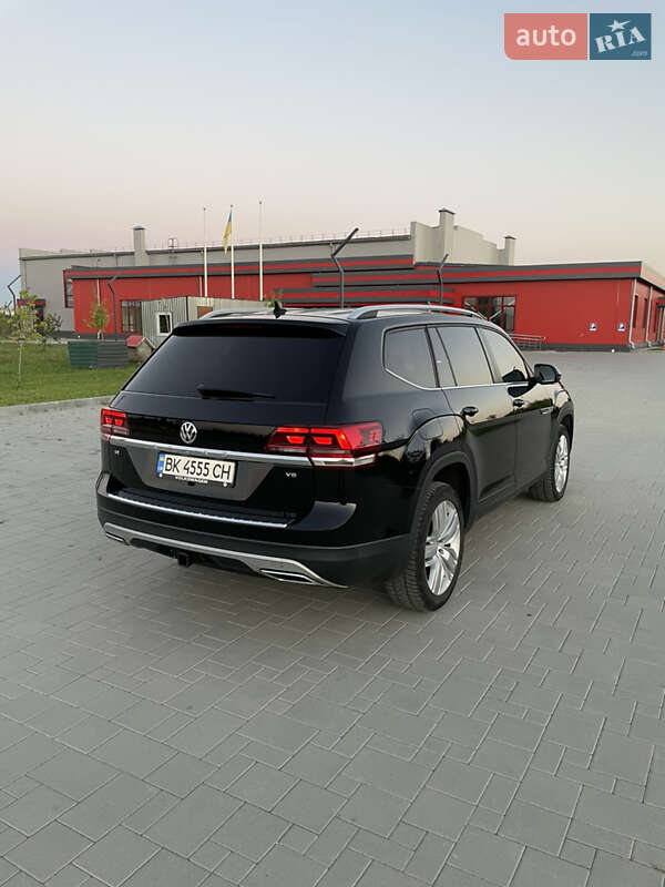 Внедорожник / Кроссовер Volkswagen Atlas 2019 в Здолбунове