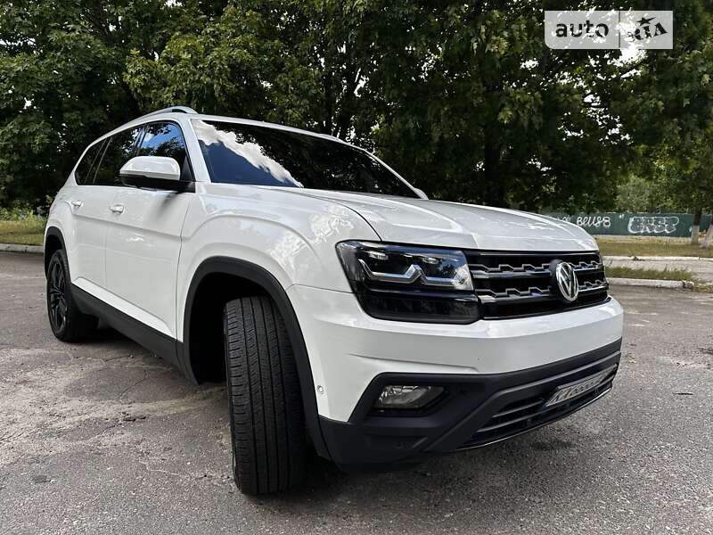 Позашляховик / Кросовер Volkswagen Atlas 2018 в Києві