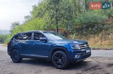 Позашляховик / Кросовер Volkswagen Atlas 2018 в Києві