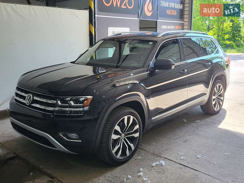 Позашляховик / Кросовер Volkswagen Atlas 2019 в 