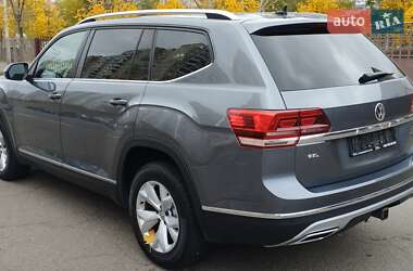 Позашляховик / Кросовер Volkswagen Atlas 2017 в Києві