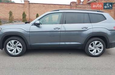 Внедорожник / Кроссовер Volkswagen Atlas 2021 в 