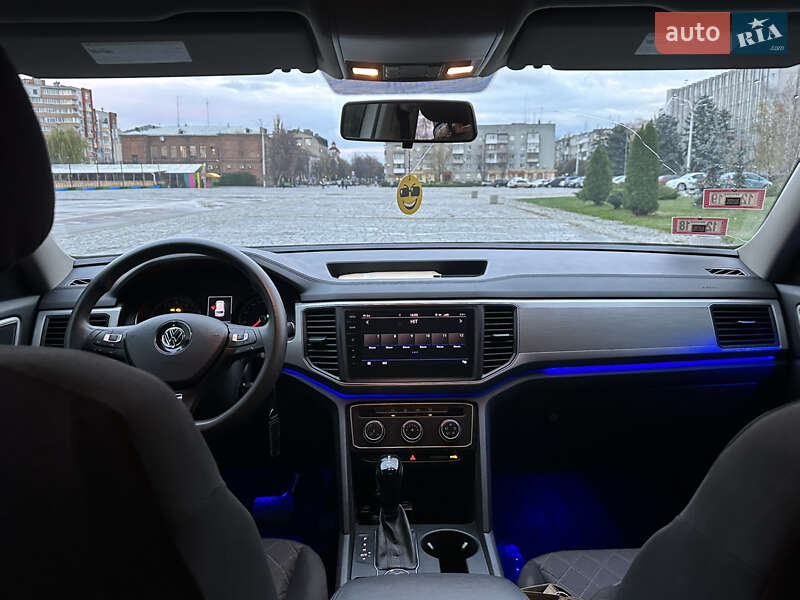 Внедорожник / Кроссовер Volkswagen Atlas 2017 в Кременчуге