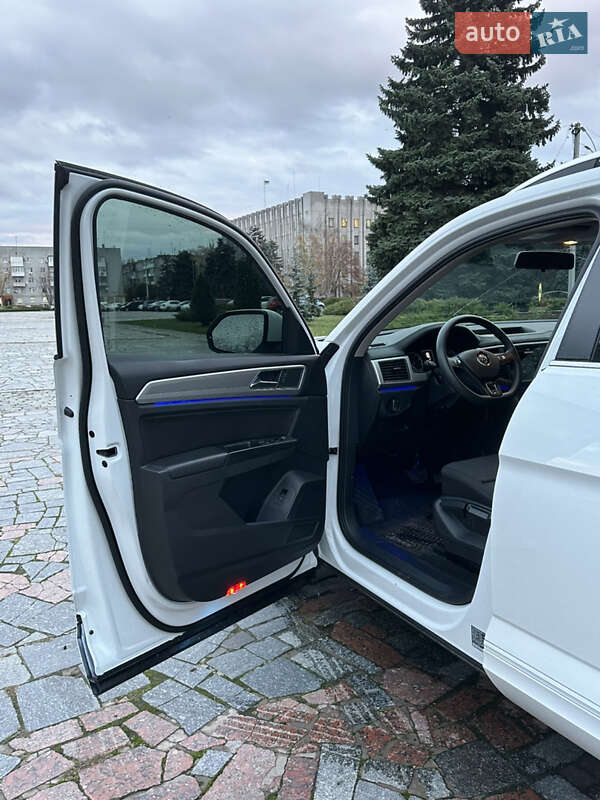 Внедорожник / Кроссовер Volkswagen Atlas 2017 в Кременчуге