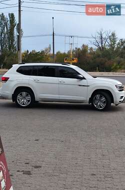 Позашляховик / Кросовер Volkswagen Atlas 2019 в Запоріжжі