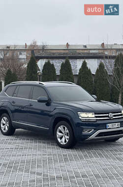 Позашляховик / Кросовер Volkswagen Atlas 2017 в Києві