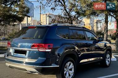 Позашляховик / Кросовер Volkswagen Atlas 2017 в Одесі