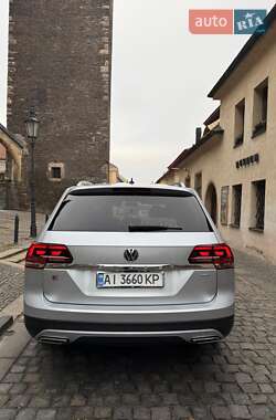 Внедорожник / Кроссовер Volkswagen Atlas 2017 в Киеве