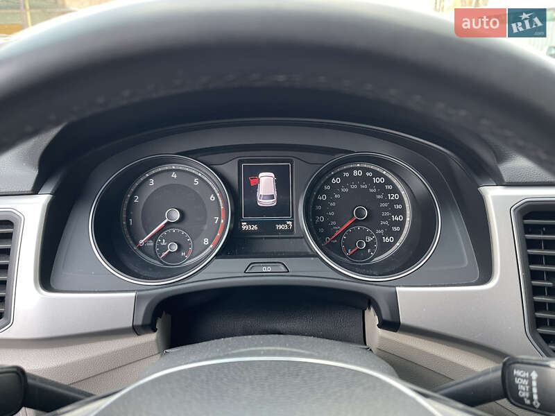 Внедорожник / Кроссовер Volkswagen Atlas 2017 в Киеве