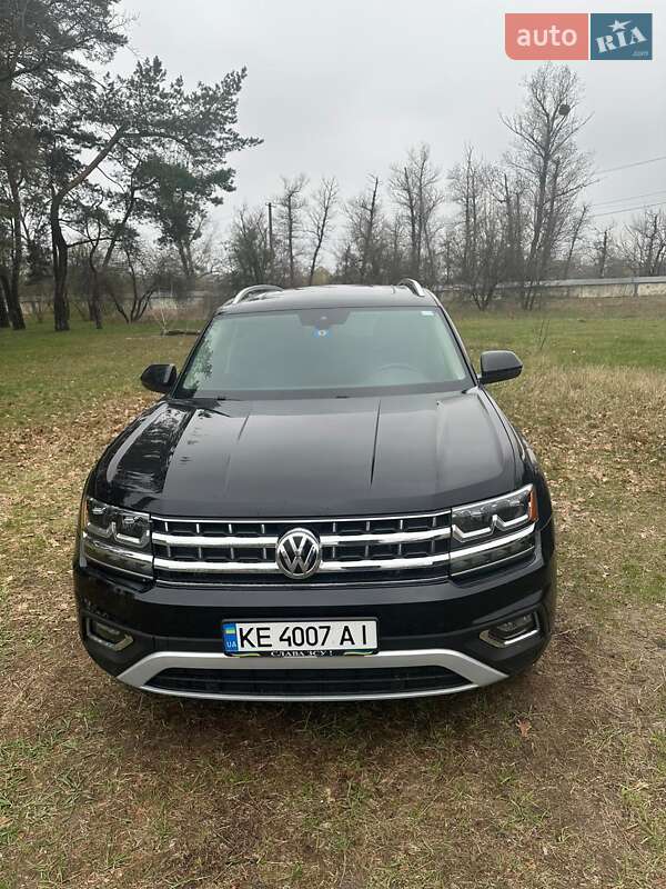 Позашляховик / Кросовер Volkswagen Atlas 2019 в Новомосковську