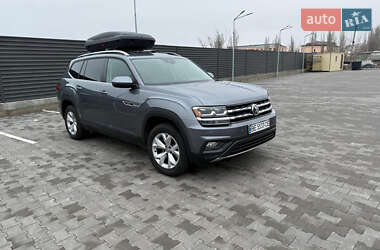 Позашляховик / Кросовер Volkswagen Atlas 2018 в 