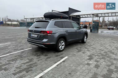 Позашляховик / Кросовер Volkswagen Atlas 2018 в 