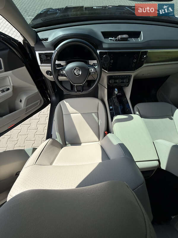 Внедорожник / Кроссовер Volkswagen Atlas 2018 в Одессе