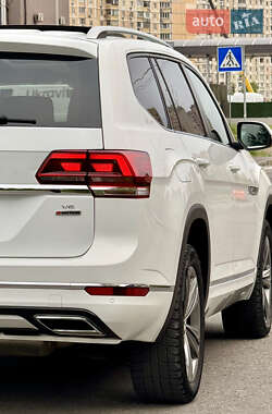 Внедорожник / Кроссовер Volkswagen Atlas 2019 в 