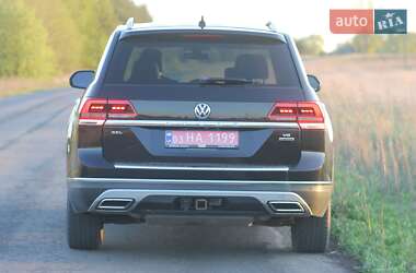 Позашляховик / Кросовер Volkswagen Atlas 2019 в 