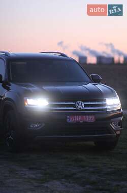 Позашляховик / Кросовер Volkswagen Atlas 2019 в 