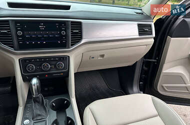 Внедорожник / Кроссовер Volkswagen Atlas 2019 в 