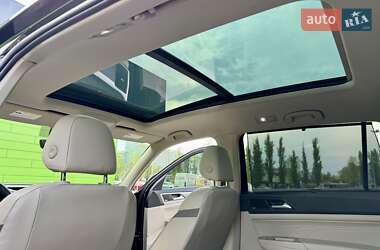 Внедорожник / Кроссовер Volkswagen Atlas 2021 в 