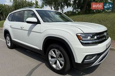 Позашляховик / Кросовер Volkswagen Atlas 2017 в Києві