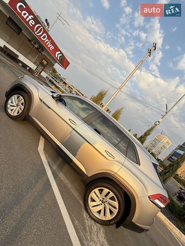 Внедорожник / Кроссовер Volkswagen Atlas 2020 в Киеве фото 8 Внедорожник / Кроссовер Volkswagen Atlas 2020 в Киеве