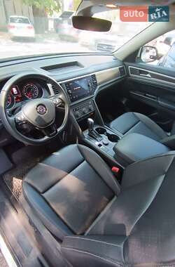 Внедорожник / Кроссовер Volkswagen Atlas 2018 в 