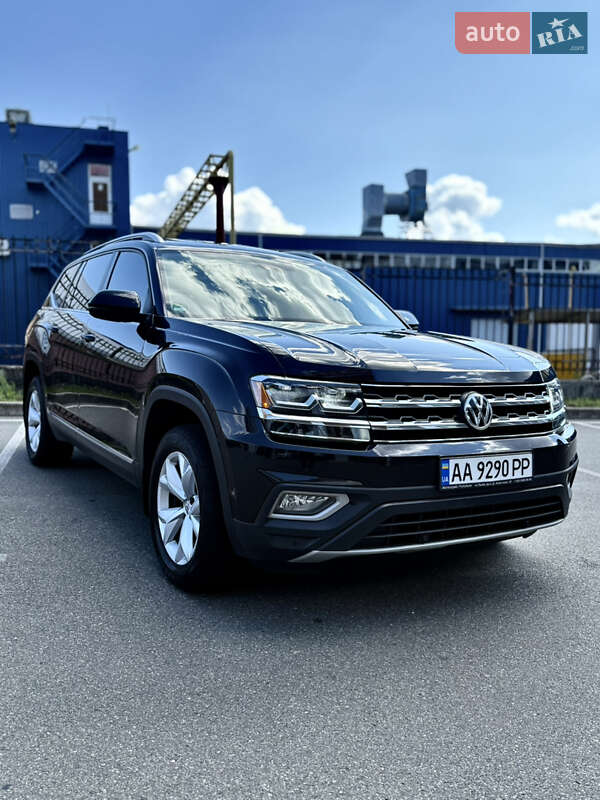 Внедорожник / Кроссовер Volkswagen Atlas 2017 в Киеве