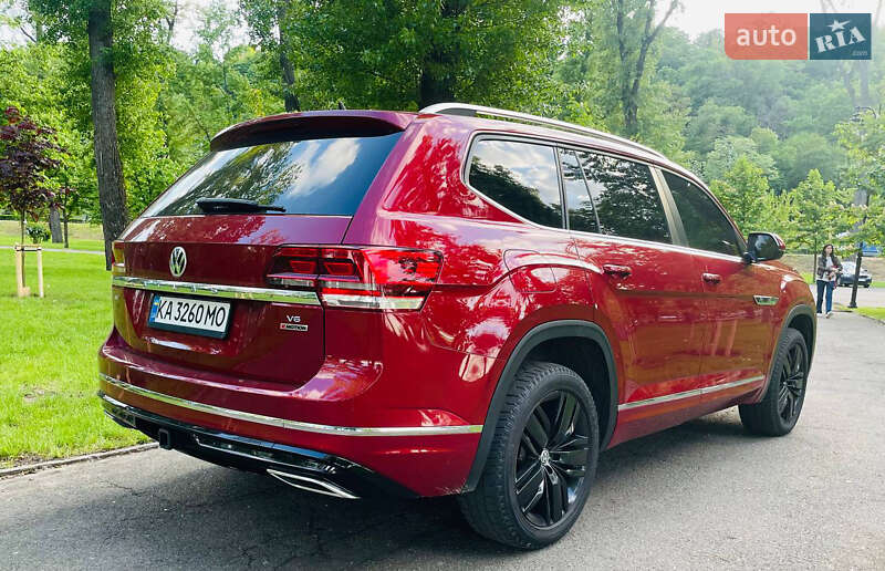 Позашляховик / Кросовер Volkswagen Atlas 2018 в Києві