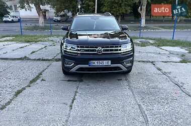 Позашляховик / Кросовер Volkswagen Atlas 2017 в Харкові