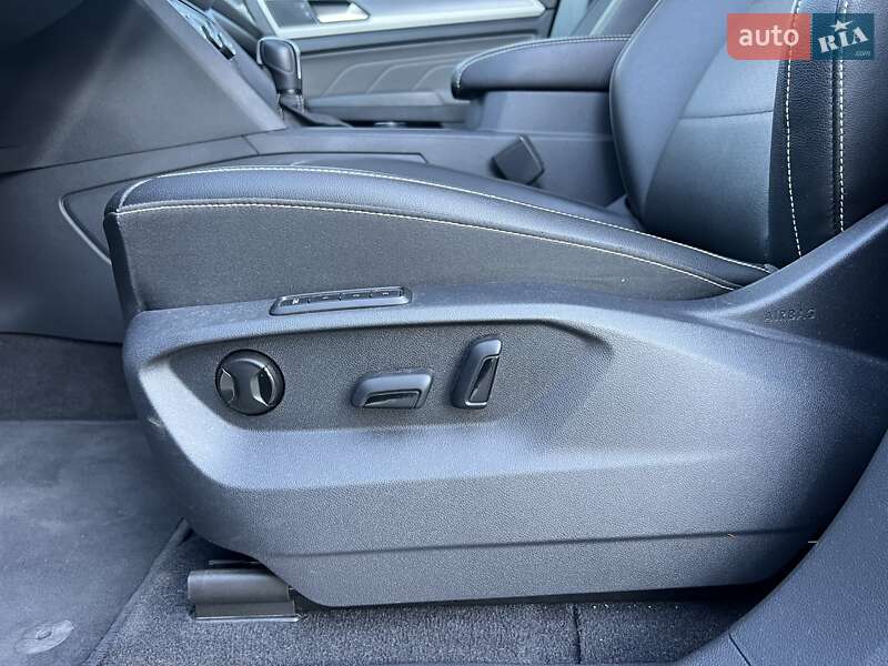 Внедорожник / Кроссовер Volkswagen Atlas 2023 в Киеве