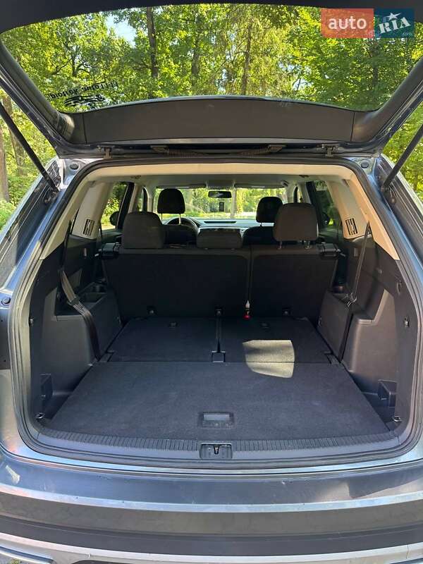 Внедорожник / Кроссовер Volkswagen Atlas 2017 в Львове