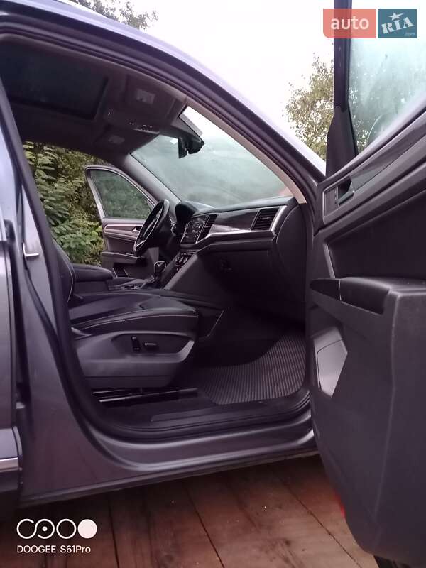 Внедорожник / Кроссовер Volkswagen Atlas 2020 в Рахове