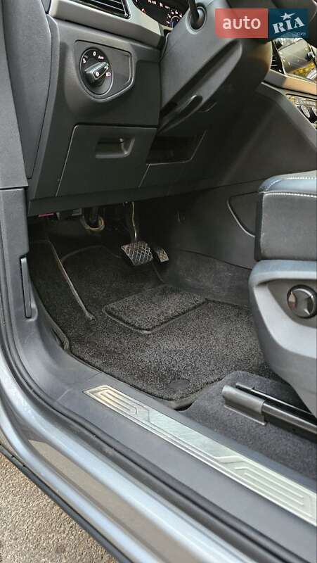 Внедорожник / Кроссовер Volkswagen Atlas 2022 в Киеве