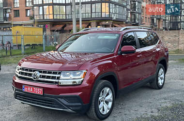 Позашляховик / Кросовер Volkswagen Atlas 2018 в 