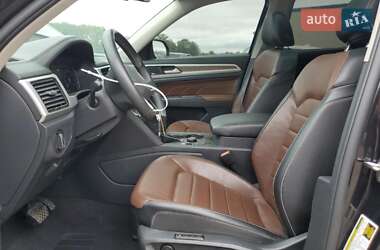Внедорожник / Кроссовер Volkswagen Atlas 2021 в 