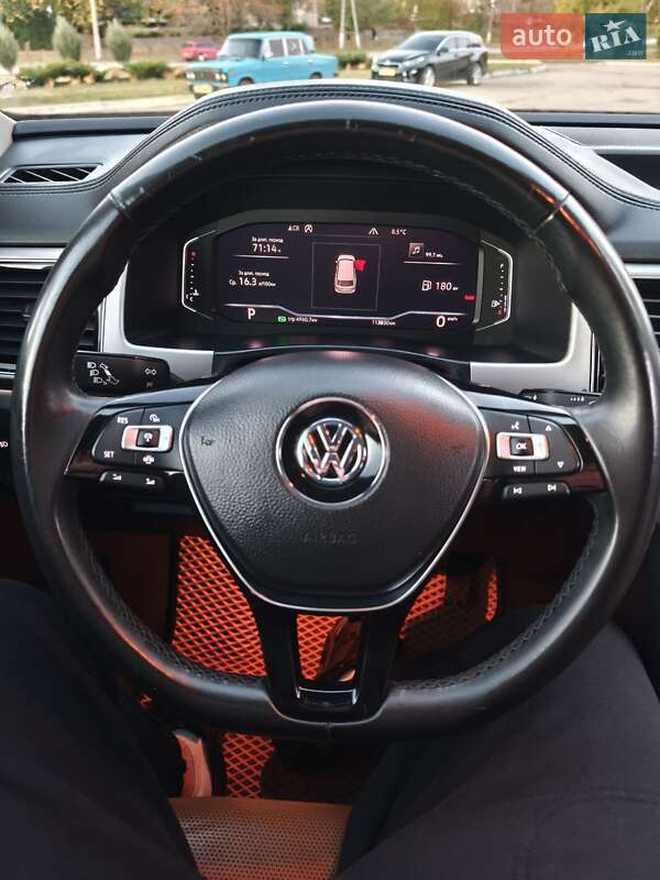 Внедорожник / Кроссовер Volkswagen Atlas 2019 в Лозовой