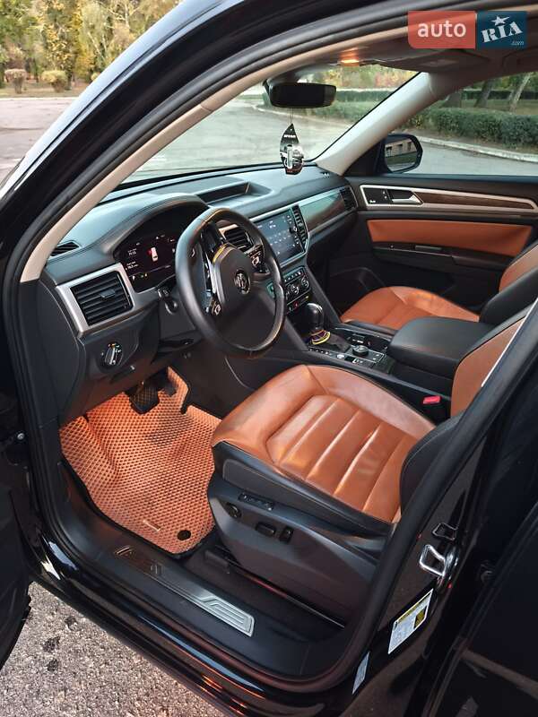 Внедорожник / Кроссовер Volkswagen Atlas 2019 в Лозовой