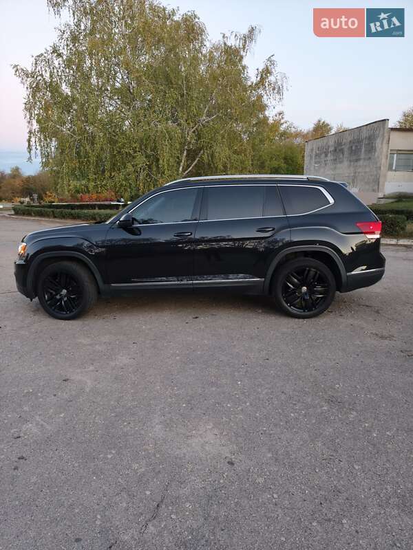 Внедорожник / Кроссовер Volkswagen Atlas 2019 в Лозовой