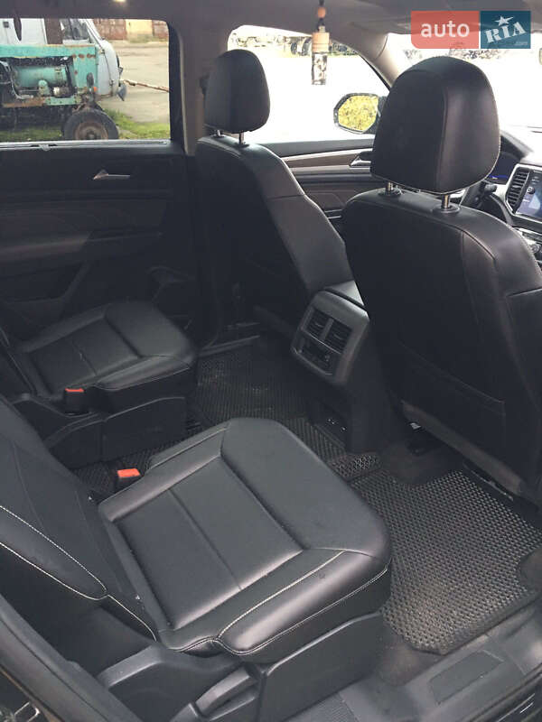 Позашляховик / Кросовер Volkswagen Atlas 2021 в Луцьку