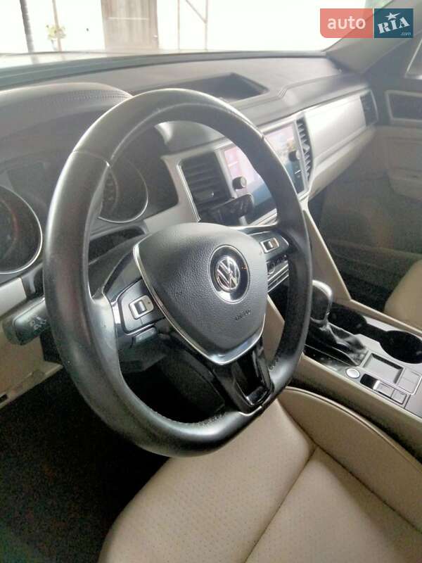 Внедорожник / Кроссовер Volkswagen Atlas 2018 в Хмельницком фото 24 Внедорожник / Кроссовер Volkswagen Atlas 2018 в Хмельницком