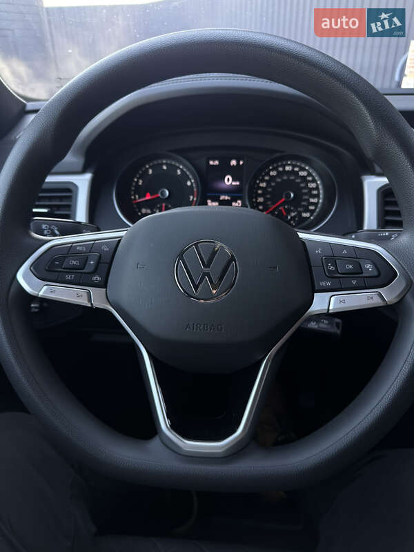 Позашляховик / Кросовер Volkswagen Atlas 2019 в Звенигородці фото 18 Позашляховик / Кросовер Volkswagen Atlas 2019 в Звенигородці