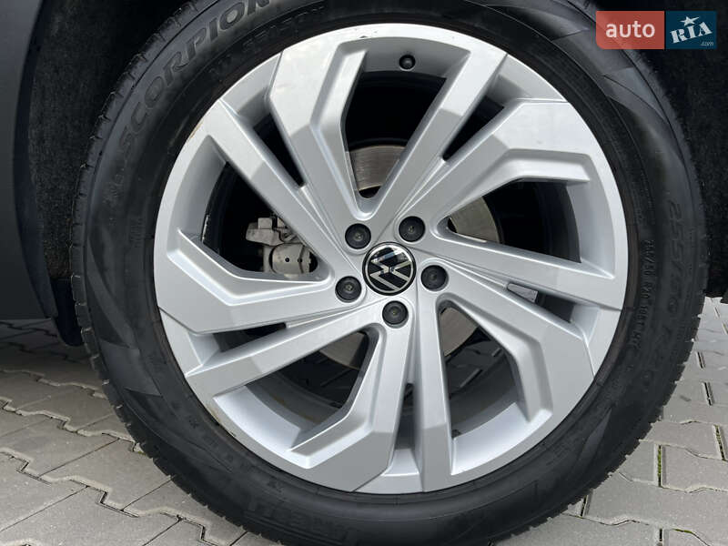 Позашляховик / Кросовер Volkswagen Atlas 2020 в Вінниці