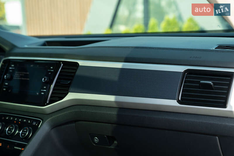 Позашляховик / Кросовер Volkswagen Atlas 2020 в Чернівцях