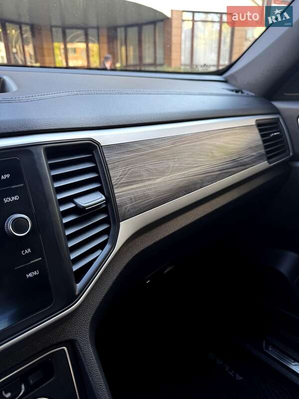 Внедорожник / Кроссовер Volkswagen Atlas 2020 в Киеве фото 50 Внедорожник / Кроссовер Volkswagen Atlas 2020 в Киеве