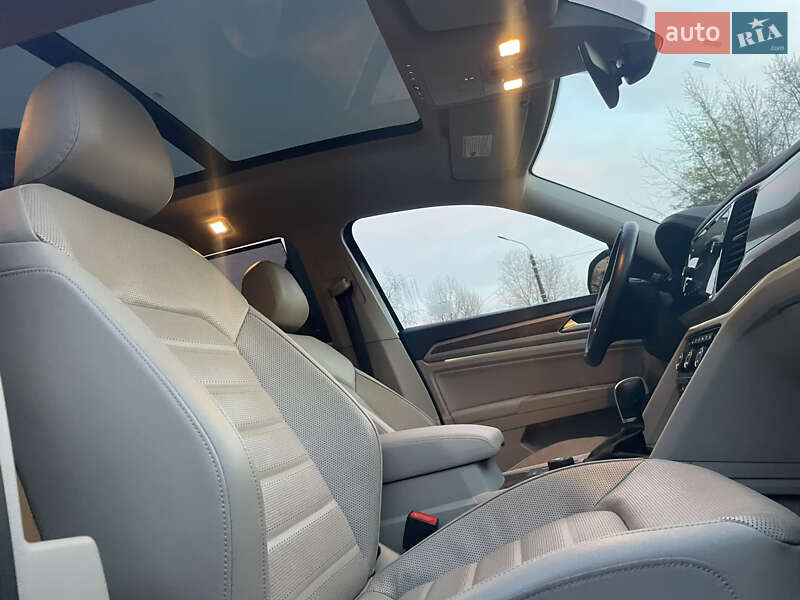 Внедорожник / Кроссовер Volkswagen Atlas 2019 в Киеве фото 13 Внедорожник / Кроссовер Volkswagen Atlas 2019 в Киеве