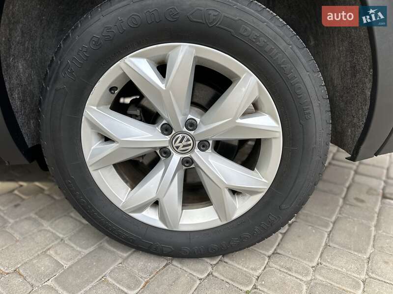 Внедорожник / Кроссовер Volkswagen Atlas 2018 в Нетешине