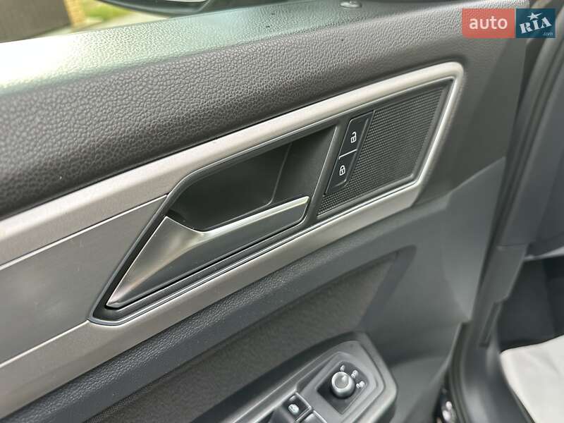 Внедорожник / Кроссовер Volkswagen Atlas 2018 в Нетешине