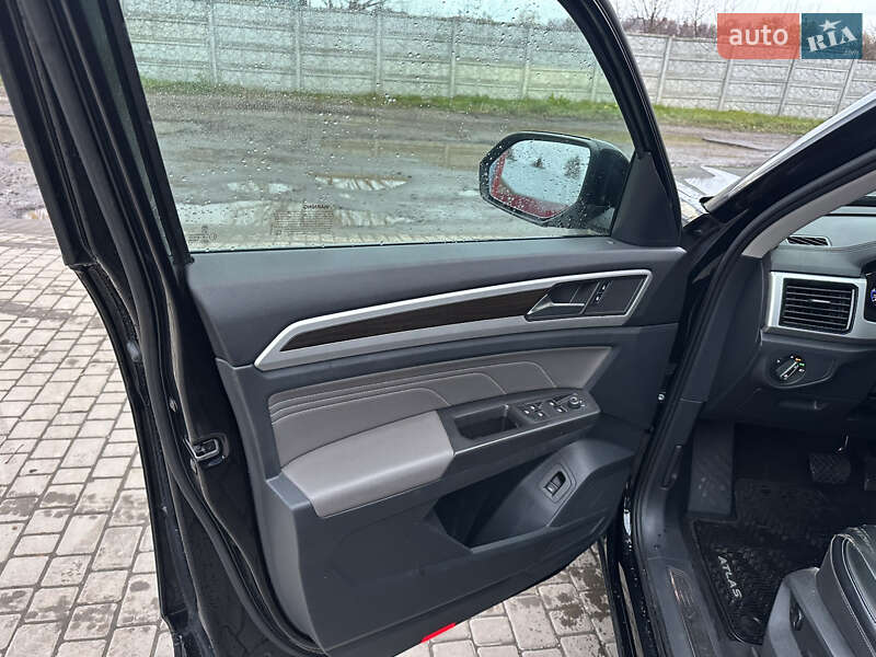 Внедорожник / Кроссовер Volkswagen Atlas 2022 в Каменке-Бугской