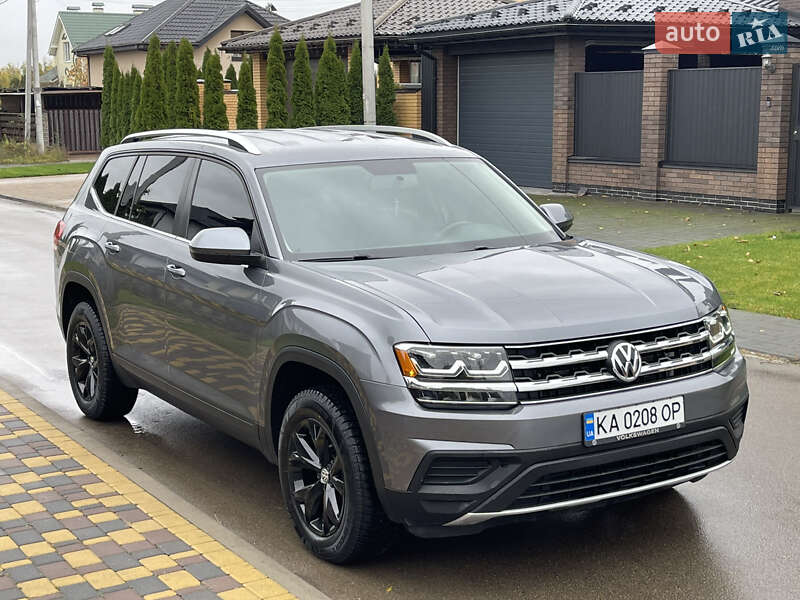 Внедорожник / Кроссовер Volkswagen Atlas 2017 в Киеве