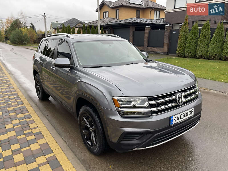 Внедорожник / Кроссовер Volkswagen Atlas 2017 в Киеве